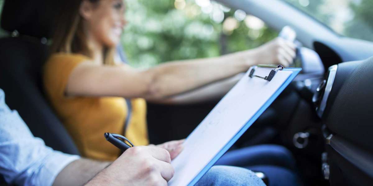 Driving Schools in Ilford: Learn to Drive with Aram Driving