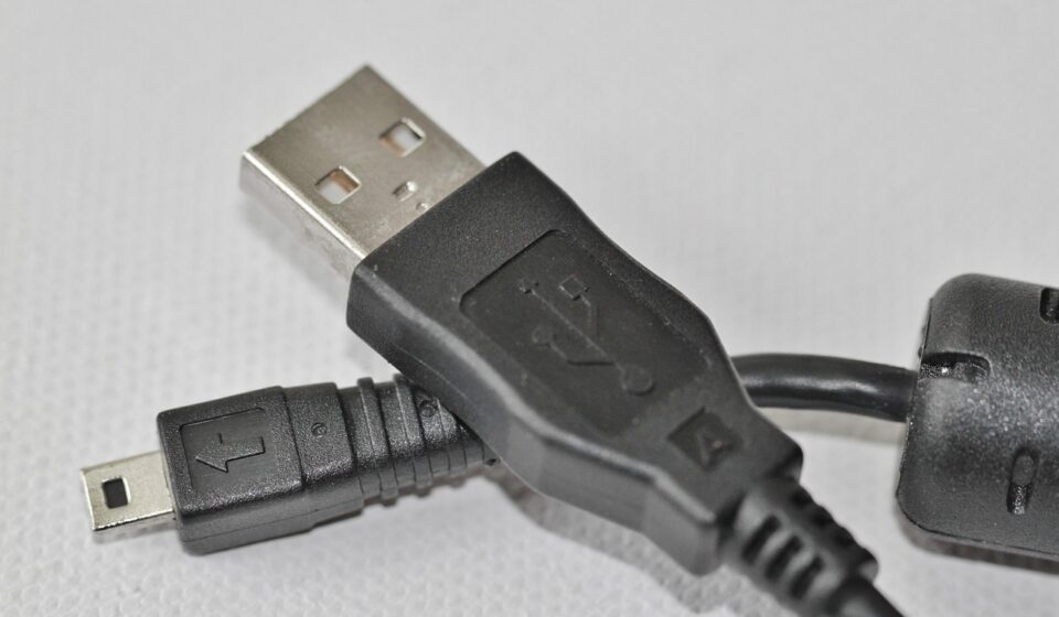 charging cable, cable, usb cable, connection, data cable, usb plug, computer accessories, data transfer, computer, connect, transfer, technology, plug, camera