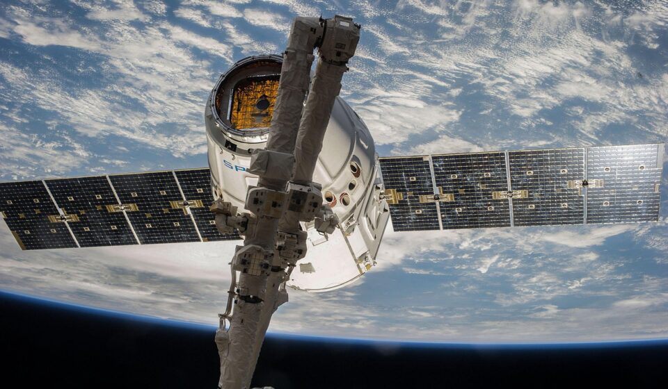 satellite, orbit, spacex, aeronautics, nasa, space, science, flight, technology, vehicle, space station, outer space, solar panels, exploration, spaceship, spacex, spacex, spacex, spacex, spacex, space station, space station