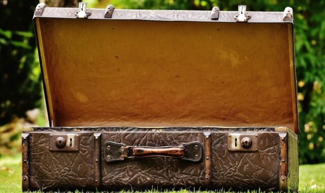 suitcase, antique, leather, old suitcase, junk, generations, suitcase, suitcase, suitcase, suitcase, suitcase, leather, old suitcase, junk